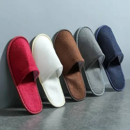 Bathroom slippers